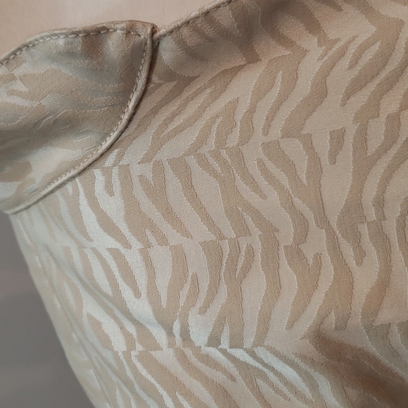 600 West Jacket - Picture 5 of 11